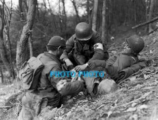 Ww2 Guerre Normandy Wwii Photo Us Army Soldier Soldat Médecin Normandie 1944