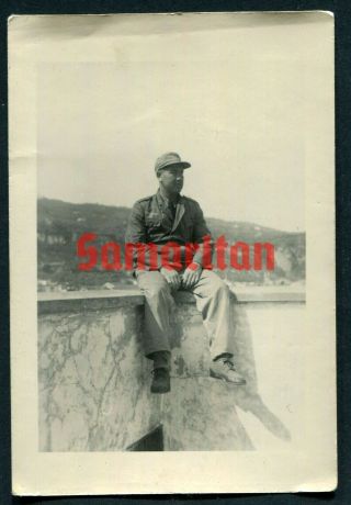 C7/2 Ww2 German Photo Of Wehrmacht Soldier In Field Tunic Resting