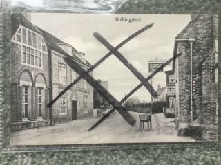 Old Postcard Of Main Road At Shillingford,  Wallingford,  Oxfordshire