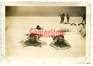 B17/1 Ww2 Wehrmacht German Soldiers Resting On Beach Photograph