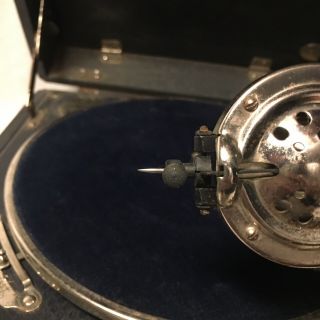 Antique Birch Model No.  3 Hand Crank Phonograph Vintage 78 Record Player 6