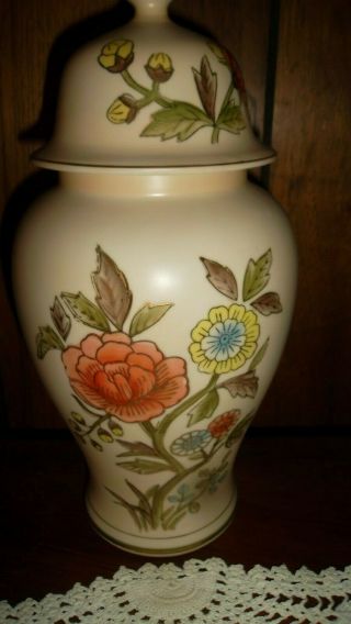 13 " Andrea Sadek Ginger Jar Urn Vase W/ Lid - Flowers - Gold Trim - Japan -