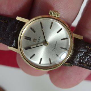 3866 Vintage Omega Geneve Wrist Watch For Ladies,  Cal 620 With Case,  Circa 1960