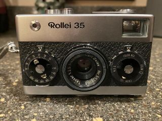 Vintage Rollei 35 Camera Carl Zeiss Tessar Lens Made In Singapore 40mm F3.  5 Lens