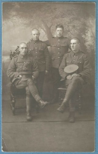 Postcard Group Of 4 Soldiers In Uniform Ww1