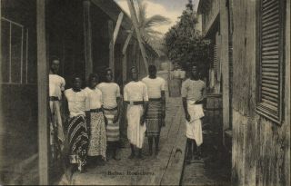 Pc Mozambique,  Beira,  Houseboys,  Vintage Postcard (b24877)