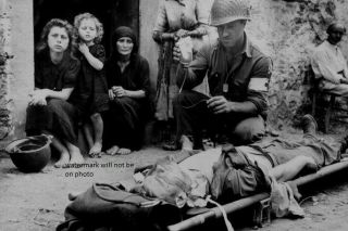 Wounded Us Soldier On Street Sicily Italy 4 " X6 " World War Ii Ww2 Photo 51