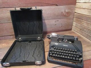 Vintage Rare Smith Corona Sterling Typewriter Black W/case Floating Shift