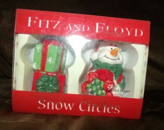 Boxed Fitz And Floyd " Snow Circles " Snowman With Gifts Salt And Pepper Shaker