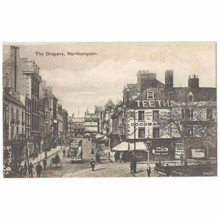 Northampton The Drapery,  Busy Scene,  Old Postcard By Valentine,