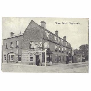 Biggleswade Swan Hotel,  Old Postcard By E.  Chew Postally