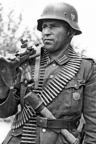 Ww2 Photo Croatian Soldier With Mg - 34 Machine Gun From 369th Wehrmacht Div 1124