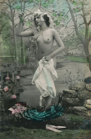 French Risque Lingerie Nude Woman Old Photo Postcard - Face