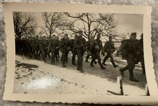 German Ww2 Photo Wehrmacht Soldiers Marching Russia