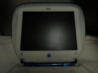Apple iBook - G3 - m 6411 Clamshell Power PC Blue Vintage. 4