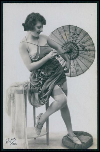French Risque Near Nude Woman Chinese Parasol Old 1920s Photo Postcard