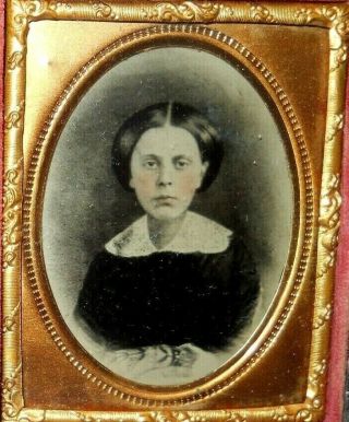 Neff Patent 1/9th Size Tintype Vignette Of Young Lady In Full Case Hinge Split