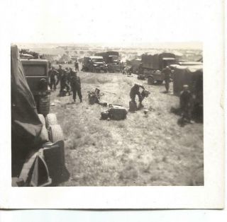Ww2 Photo - Trucks And Soldiers In A Field