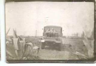 Ww2 Photo - Us Soldiers Sitting On Front Of Truck - 213th Aa