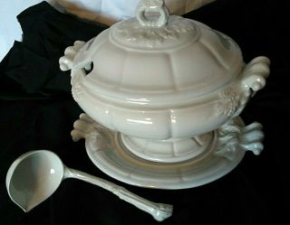 Large Vintage White Red Cliff Ironstone Oval Soup Tureen W/ Ladle Underplate