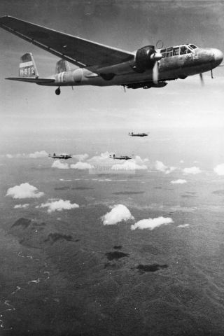 Ww2 Photo Japanese G3m1 Nell Bombers Of The Mihoro Air Group In The Sky Of 502