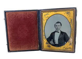 1860’s 1/4 Quarter Plate Tintype Photograph In Full Case Of Gentleman Antique