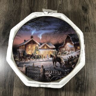 Terry Redlin Trimming The Tree Collector Plate Christmas Holiday Scene Heartland