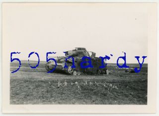 Wwii Us Gi Photo Us Captured German Panzer Tank In Field W/ Shell Hole In Shield
