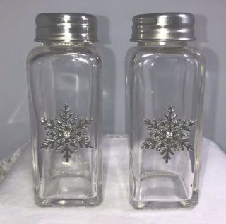 Vintage Clear Glass Snowflake Crystal Salt & Pepper Shakers Stainless Steel Top