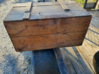 Vintage J B.  Carr ' s Wood Biscuits & Cakes Box/Crate Wilkes - Barre.  PA. 3