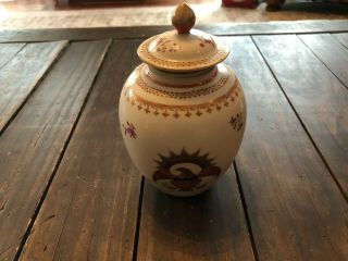 Rare Late 18th/Early 19th Century Chinese Export Porcelain Jar/Canister 2