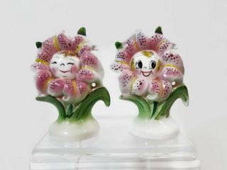 Vintage Anthropomorphic Smiling Flower Face Salt Pepper Shakers Japan Py