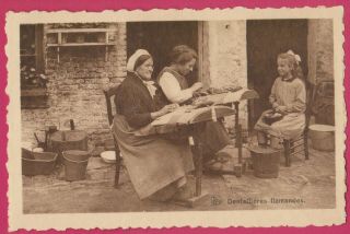 Flanders Belgium - Bobbin Lace Maker Women And Little Girl - Old Postcard