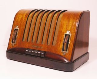 Old Antique Wood General Electric Vintage Tube Radio - Restored Deco Table Top 2