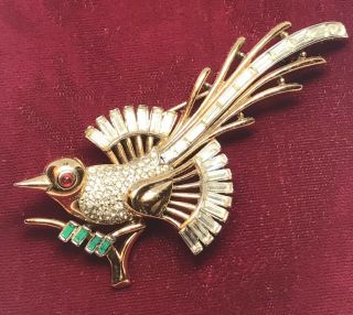 Large Vintage Signed Crown Trifari Alfred Philippe Jeweled Bird On Branch Pin