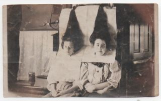 Strange 1910 Photo Two Girls Styling Their Hair In A Very Odd Manner