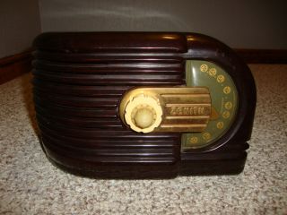 Vintage 1938 Zenith Model 6d311 Bakelite Table Top Am Tube Radio Plays 6 - D - 311