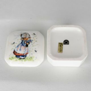 Heartline Porcelain Little Girl Trinket Box 2 1/4 