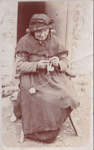Social History - Old Woman Knitting C1907 - Possibly Nantgaredig Carmarthenshire