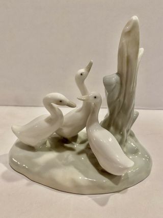 Lladro Nao Porcelain Figurine " Three Geese Or Ducks In The Reeds " Retired