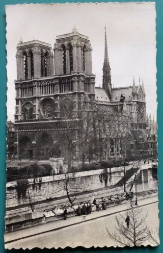 Vintage Photo Postcard Paris Notre - Dame Stamp Dated 1947 Old Tower