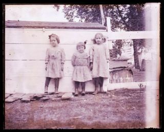 (1) Early 1900s Antique Glass Negative,  Three Little Girls With Frowns