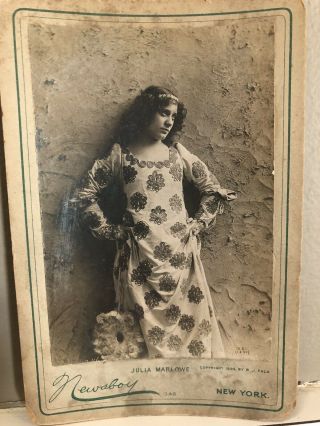 1890’s Antique Newsboy Cabinet Card Popular Shakespearean Actress Julia Marlowe