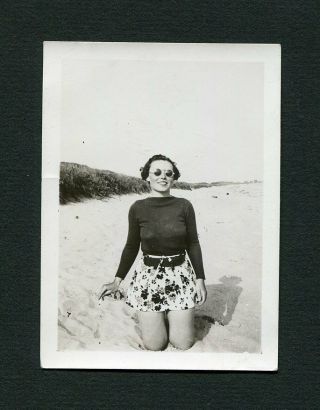 Vintage 1937 Photo Girl Smoking W/ Sunglasses On Beach 448139