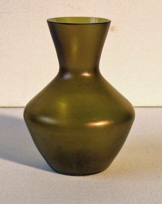 Antique Loetz Glatt Vase – 4 ¼”