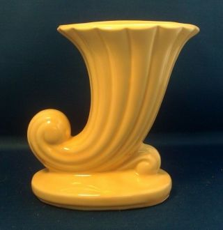 Vintage Usa Art Pottery Cornucopia Flower Vase 1930 1940 Art Deco Taste Urn