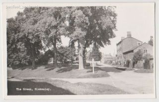 Early Postcard,  Northamptonshire,  Blakesley,  Old Houses,  Sign Post,  Rp