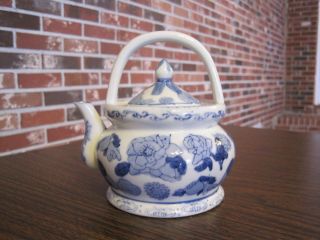 Small Decorative Ceramic / Porcelain White With Blue Floral Design Teapot