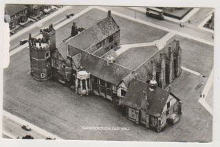 Lincolnshire Postcard - Gainsborough,  Old Hall (aerial View) - Rp (a242)
