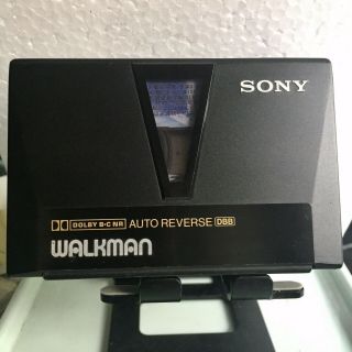 Vintage Rare Sony WM 550C Walkman Cassette Player Dolby B - C NR Metal Case. 2